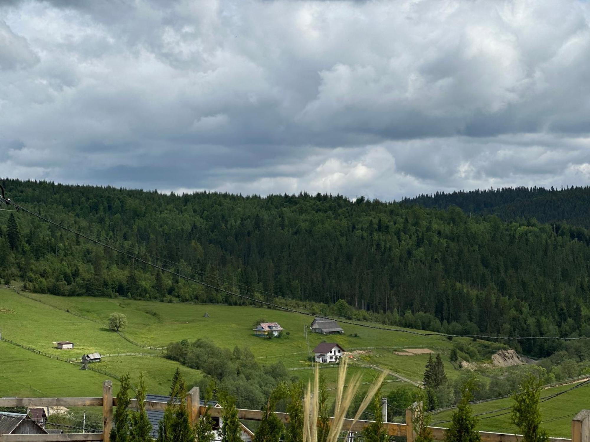 Шепіт Лісу Bukovel Exterior foto